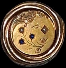 18 Karaat gouden brochespeldje