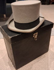 Francy Tailor maat 59 hoge hoed Chapeau haut-de-forme Francy Tailor, taille 59.
