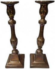 paar oude messing kandelaars paar oude messing kandelaars