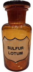 Sulfur Lotum apothekersfles Sulfur Lotum apothekersfles.